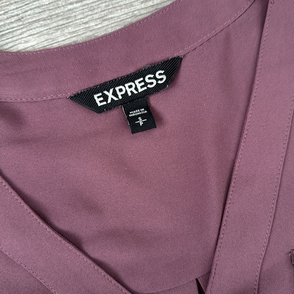 Express Blouse - Picture 2 of 3